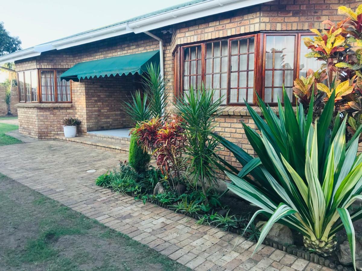 Green Tree B&B Mtubatuba 外观 照片